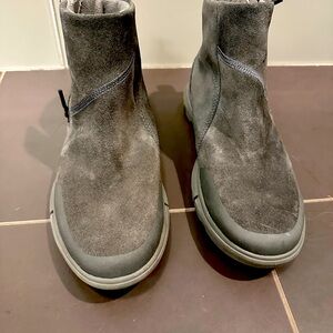 Sorel waterproof boots